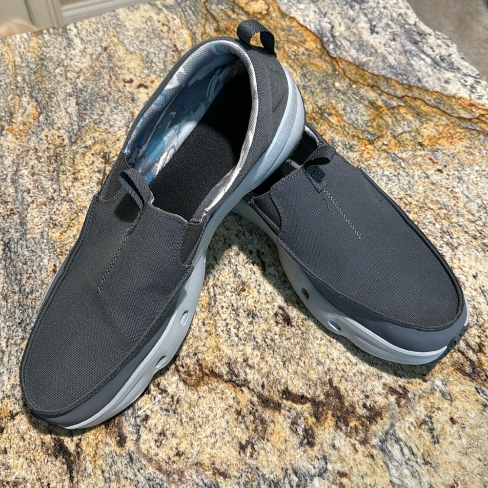Unworn men’s Under Armour boat shoe